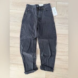 H&M Dark Gray Relaxed Women’s Jeans